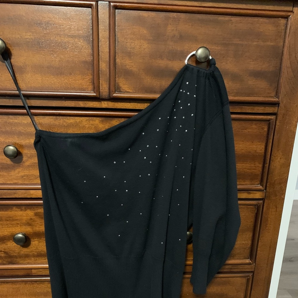 Lane Bryant one sleeve sweater